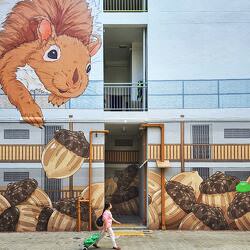 634341-one-eyeland-squirrel-mural-on-exterior-wall-by-howard-tong.jpg