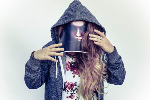 Photograph Brian Kuhlmann Olivia on One Eyeland