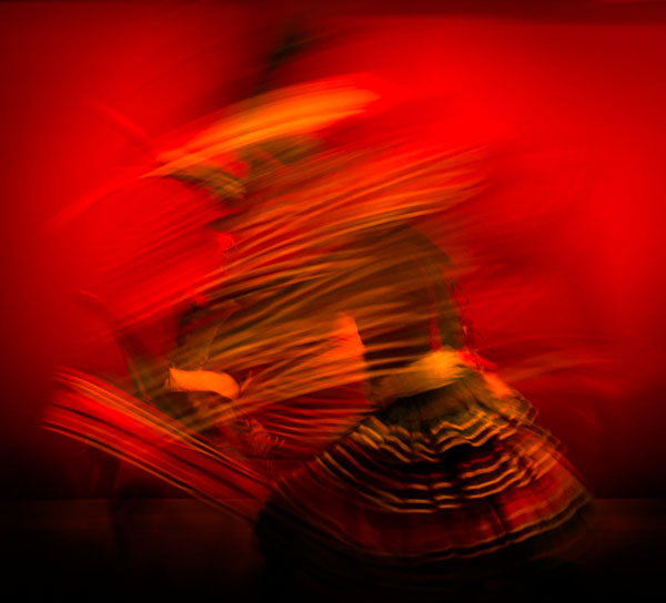 Photograph Siddhartha Nayanananda Dancers on One Eyeland