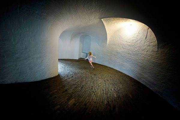 Photograph Andrzej Bochenski Volare on One Eyeland