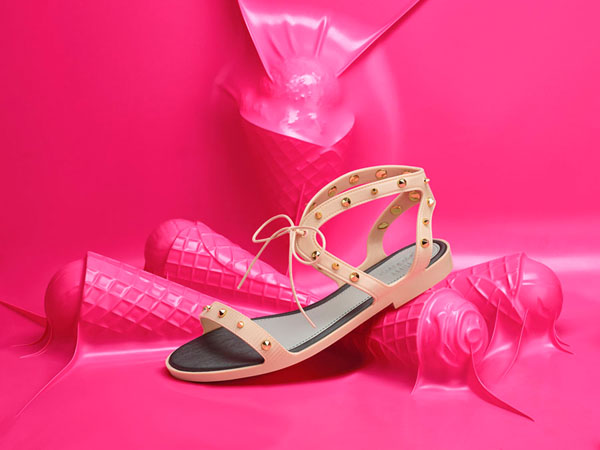 Photograph Julien Palast Eat My Melissa on One Eyeland