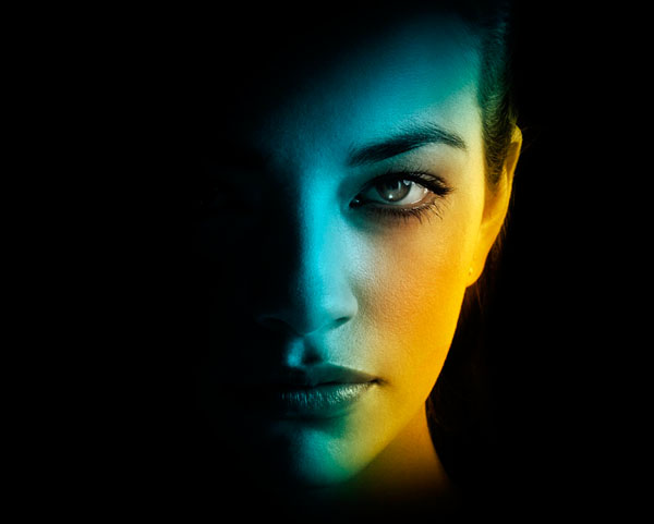 Photograph Larry Rostant Girl 2 on One Eyeland