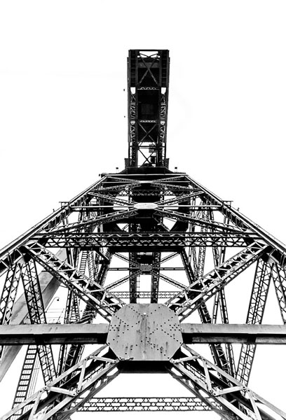 Photograph Jose Conceptes Grua Ii on One Eyeland