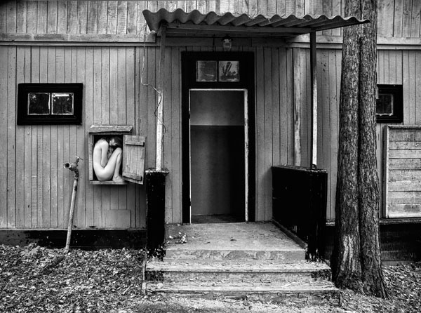 Photograph Alexander Kamakaev Something In The Box on One Eyeland