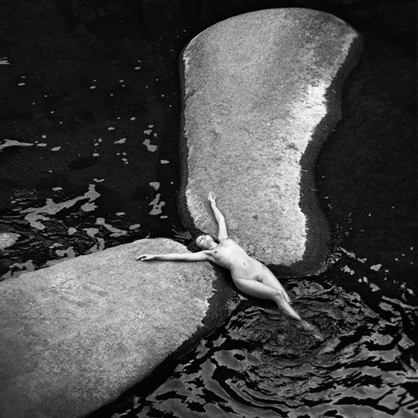 Photograph Andrey Stanko Victoria on One Eyeland