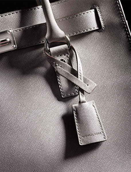 Photograph Glen Gyssler Purse on One Eyeland