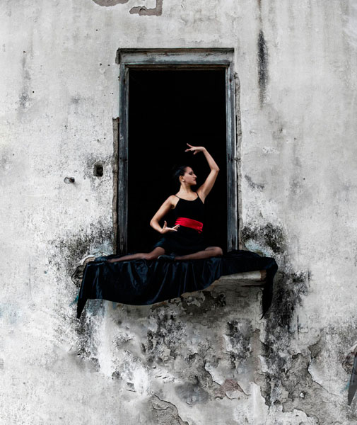 Photograph Eugenia Kyriakopoulou Red Belt on One Eyeland