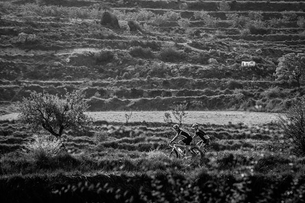 Photograph Bruno Banalli Ciclistas on One Eyeland