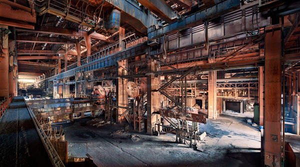 Photograph Jan Stel Steel Giant 02 on One Eyeland