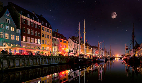 Photograph Thomas Morkeberg New Port In Copenhagen on One Eyeland