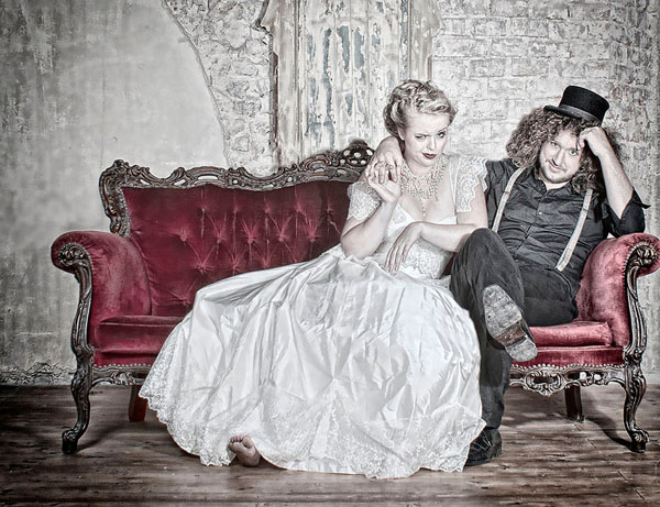 Photograph Heike Suhre Just Married on One Eyeland