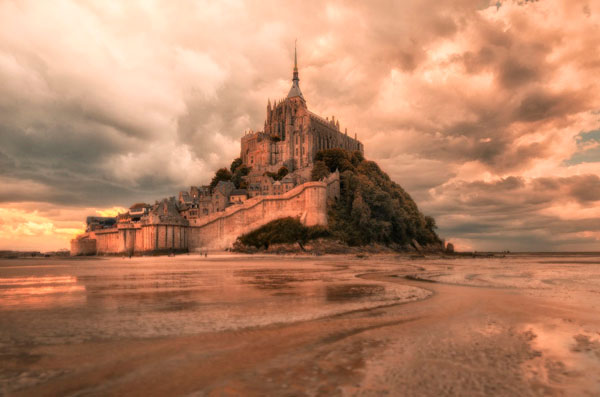 Photograph Philip Claeys Mont Saint Michel on One Eyeland
