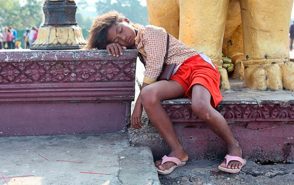 Photograph La Luna Cambodian Girl on One Eyeland