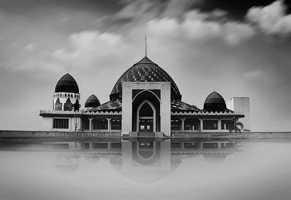 Photograph Arfan Febrian Mosque Nirwana on One Eyeland