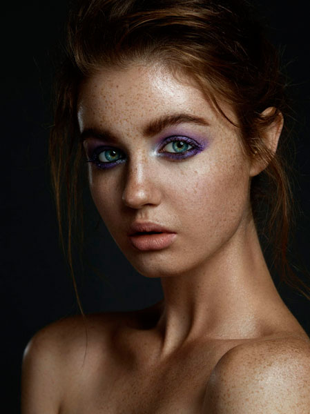 Photograph Michael Woloszynowicz Cydney on One Eyeland
