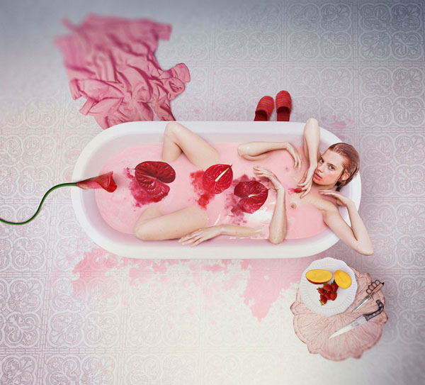 Photograph Elena Vizerskaya Monster Bathing Ceremony on One Eyeland