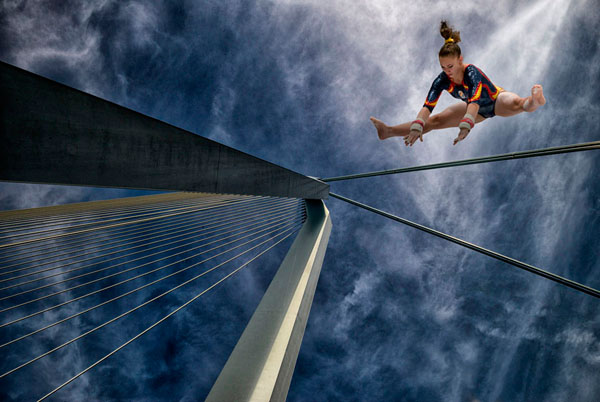 Photograph Tejo Coen Extreme Gymnast on One Eyeland
