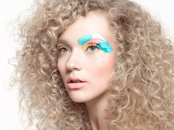Photograph Michael Woloszynowicz Fleur on One Eyeland