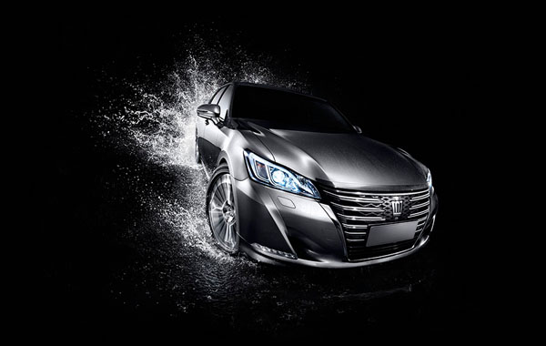 Photograph Peter Lindemann Toyota Crown 2 on One Eyeland
