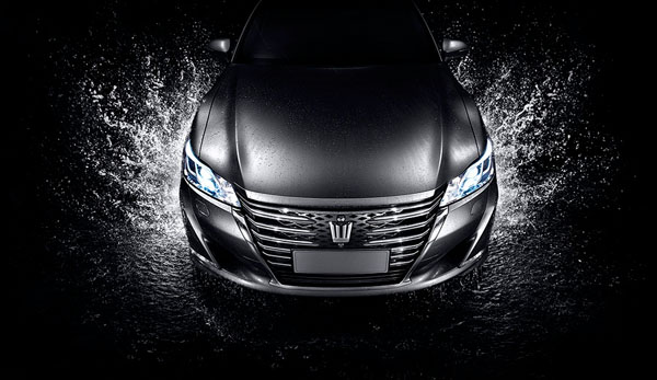 Photograph Peter Lindemann Toyota Crown 3 on One Eyeland