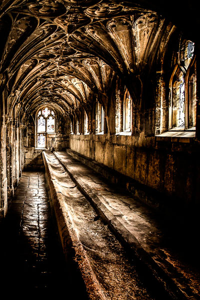 Photograph Riaan Oosthuizen Gloucester Cathedral Cloisters on One Eyeland