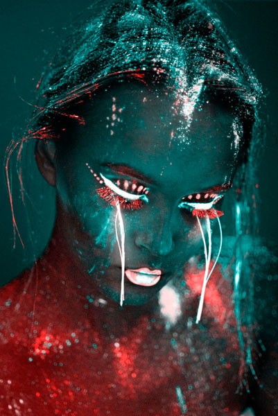Photograph Bahadir Tanriover Blacklight on One Eyeland