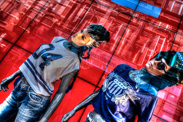 Photograph Richard Marks Window Shopping on One Eyeland