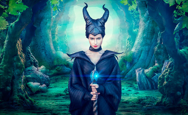 Photograph Antti Karppinen Maleficent Cosplay on One Eyeland