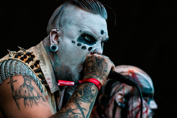 Photograph Ilkka Kokkonen Serious Stage Attitude 2 on One Eyeland