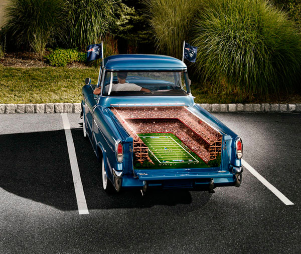 Photograph Staudinger Franke Tailgating on One Eyeland
