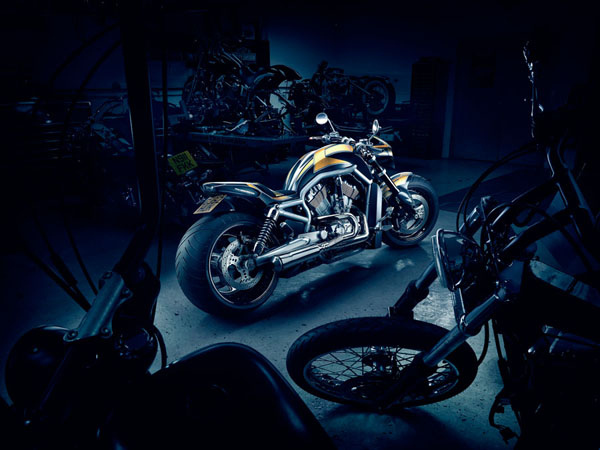 Photograph Nigel Harniman Harley Davidson Shovelhead on One Eyeland