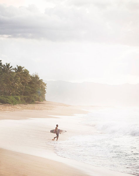 Photograph Tom Lindboe Hawaii Surfer 2 North Shore on One Eyeland