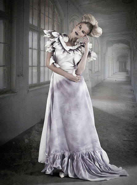 Photograph Heike Suhre Purple 3 on One Eyeland