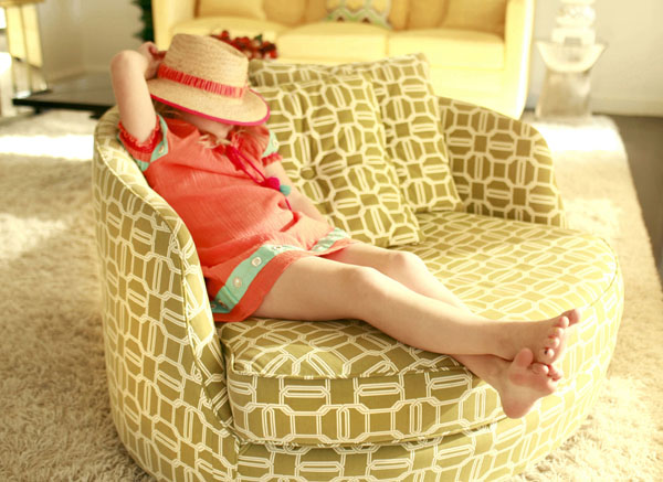 Photograph Rita Thompson Hat on One Eyeland