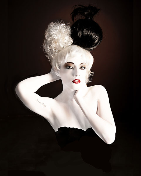 Photograph Deena Herdsman Head With Ball on One Eyeland