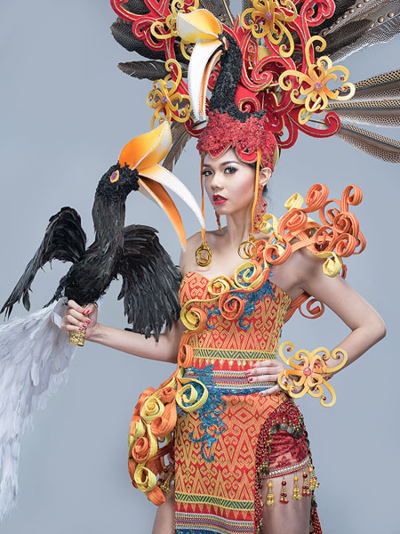 Photograph Hartono Hosea National Costume From Papua Indonesia on One Eyeland