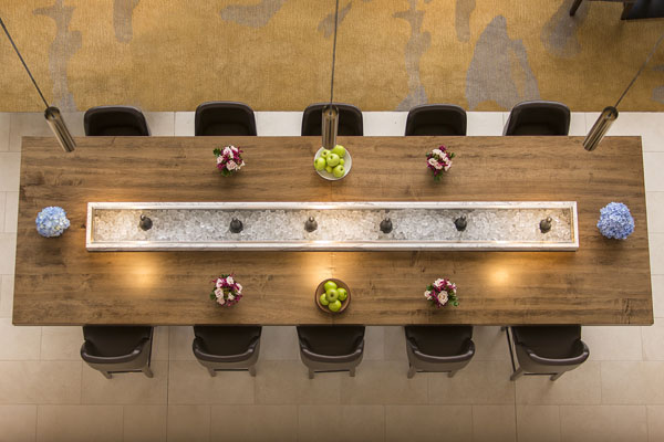 Photograph Mauro Risch Club Lounge on One Eyeland