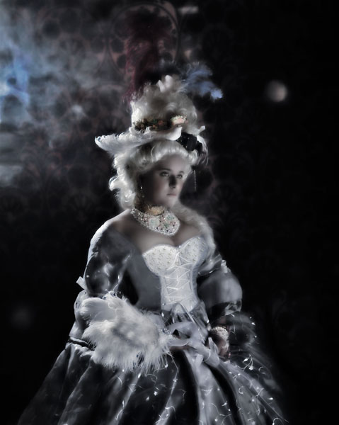 Photograph Lorena Cordero Marie Antoinette on One Eyeland