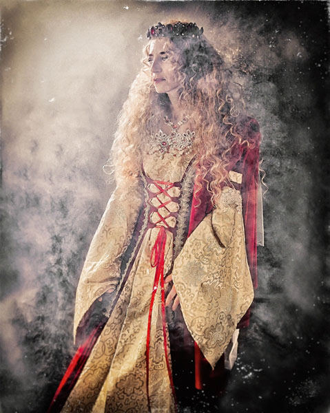 Photograph Lorena Cordero Eleanor D Aquitaine on One Eyeland