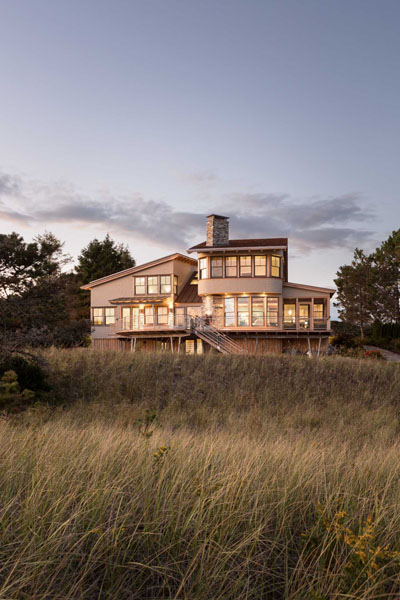 Photograph Trent Bell Residential New England Exterior on One Eyeland
