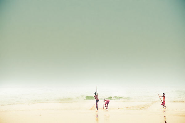 Photograph Adam Regan Dragfishing on One Eyeland