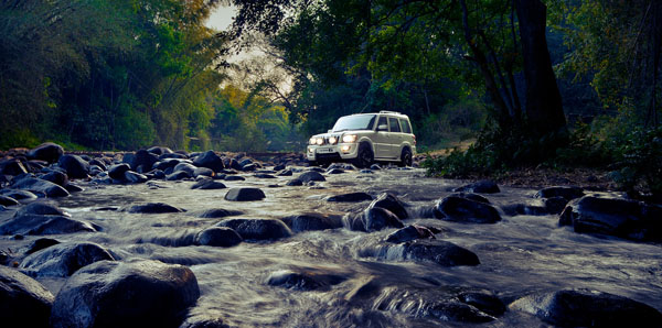 Photograph Sathish Kumar Mahindra Scorpio on One Eyeland