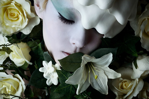 Photograph Akiomi Kuroda White on One Eyeland