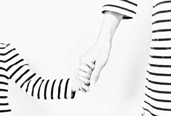 Photograph Keisuke Ikeda Bonds on One Eyeland