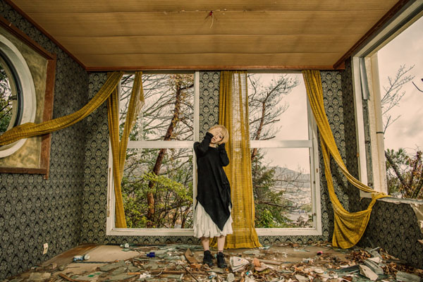 Photograph Tokifumi Hayamizu Room Passing Through The Wind on One Eyeland