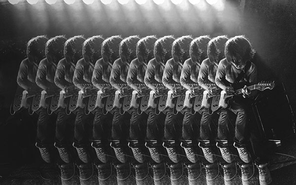 Photograph Kenji Nakamatsu Afterimage on One Eyeland