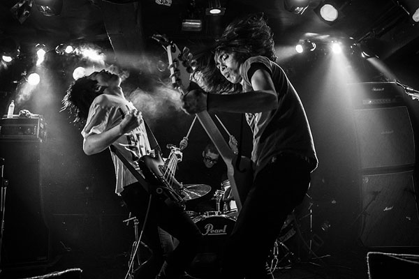 Photograph Kenji Nakamatsu Onstage on One Eyeland