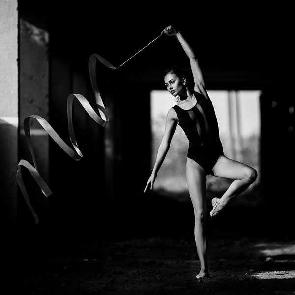 Photograph Martin Krystynek Ballando Nella Luce on One Eyeland