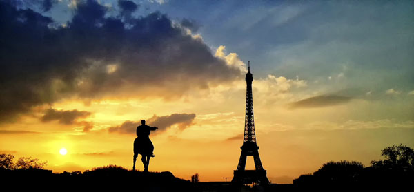 Photograph Renato Gaiofato Paris on One Eyeland
