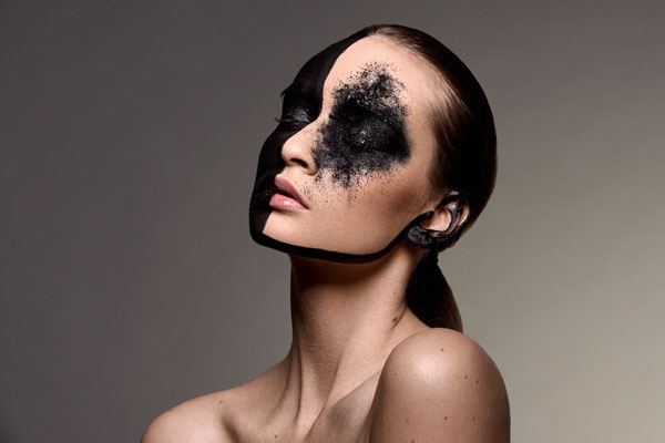 Photograph Sebastien Bouvier Split Beauty on One Eyeland